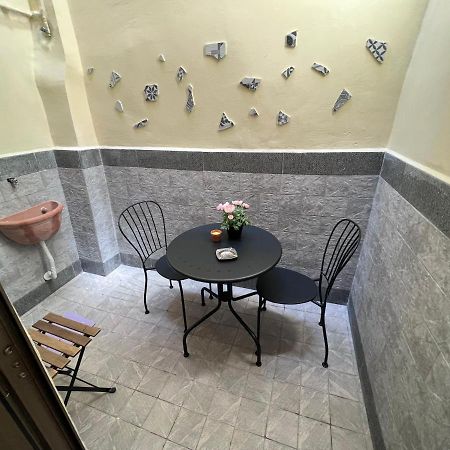 Apartment In The Center Napoli Exterior foto