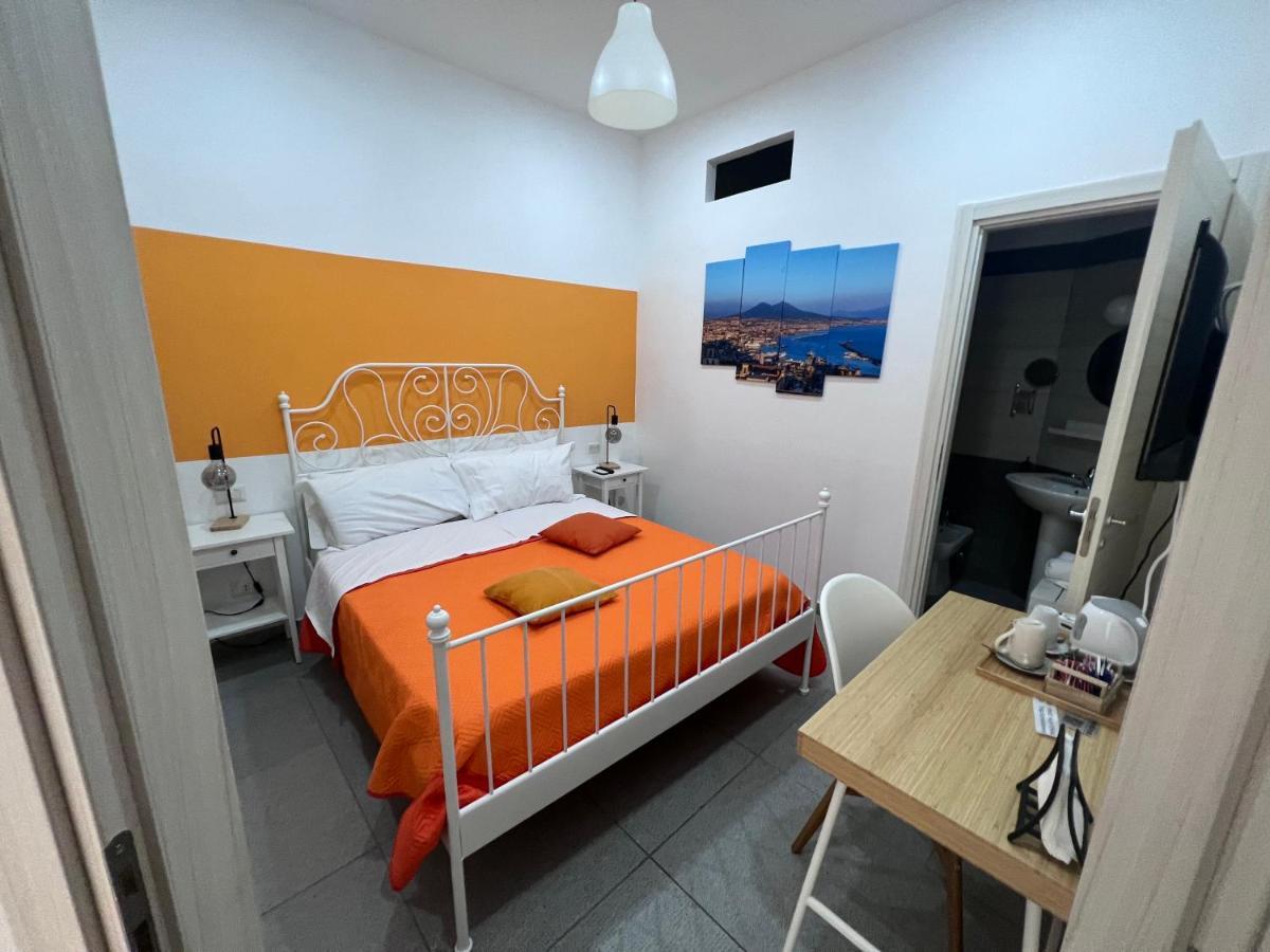 Apartment In The Center Napoli Exterior foto